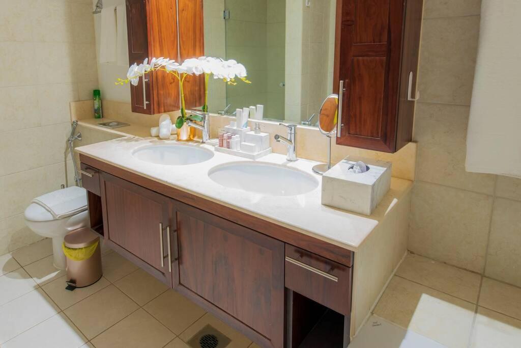 First Class 2Br With Full Burj Khalifa And Fountain View Dubai Exterior photo