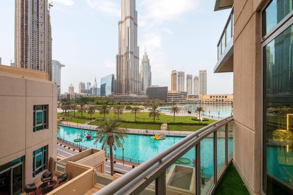 First Class 2Br With Full Burj Khalifa And Fountain View Dubai Exterior photo