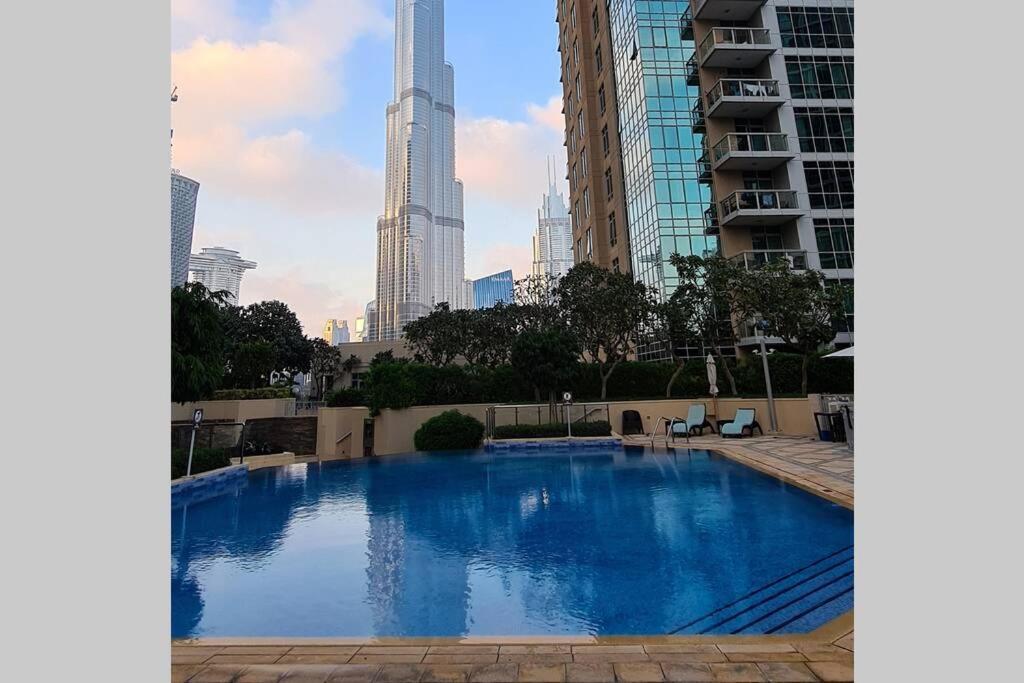 First Class 2Br With Full Burj Khalifa And Fountain View Dubai Exterior photo